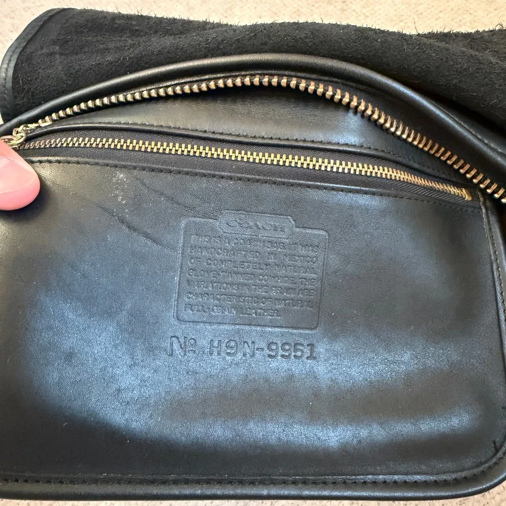 Vintage 1990s Coach Black Leather Beekman Messenger Crossbody Bag 9951